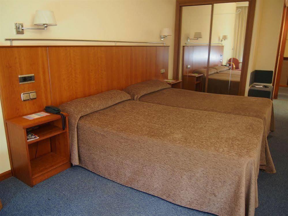 Hotel Ciudad De Compostela Santiago de Compostela Eksteriør billede